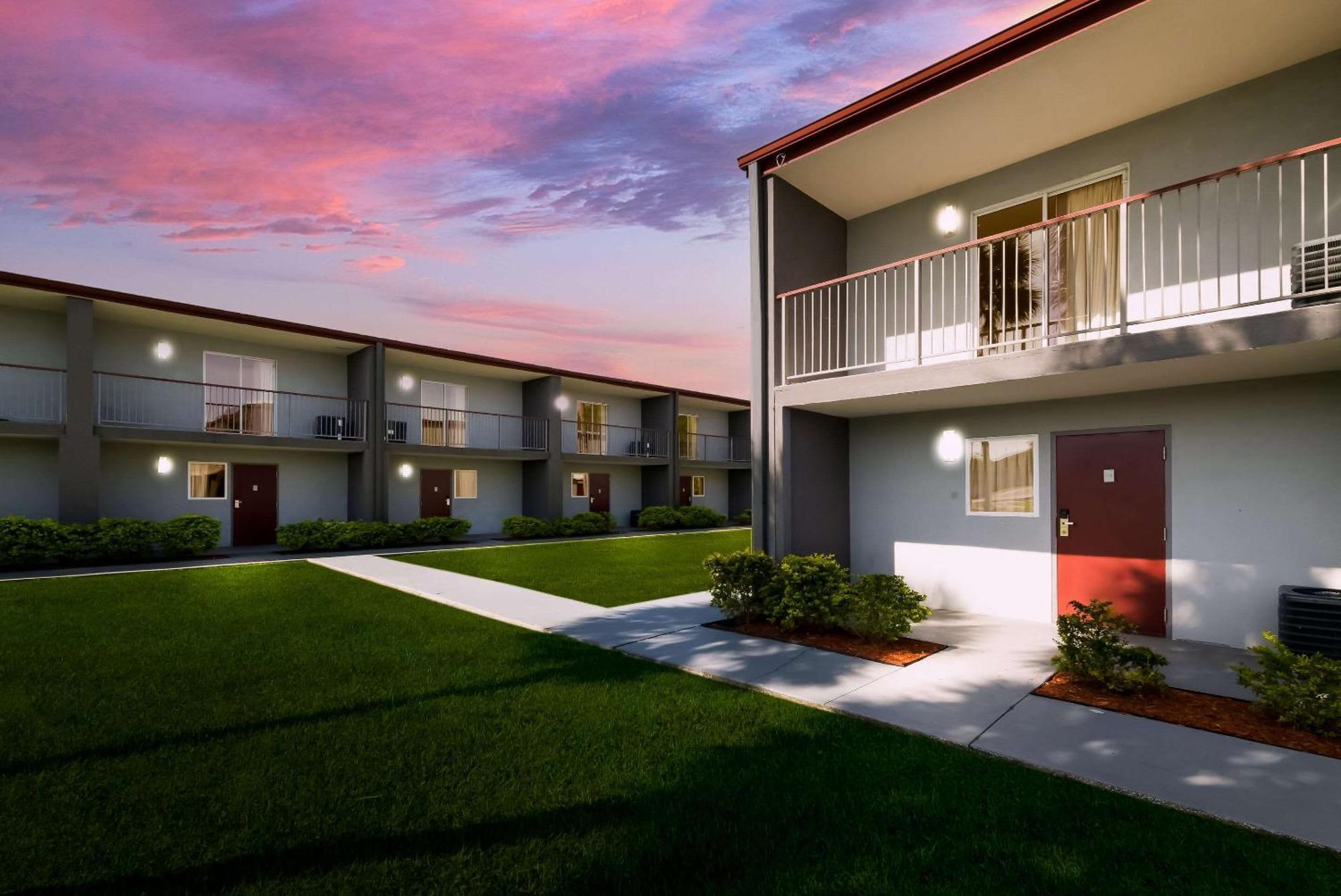 Quality Suites Wildwood - The Villages Exteriér fotografie
